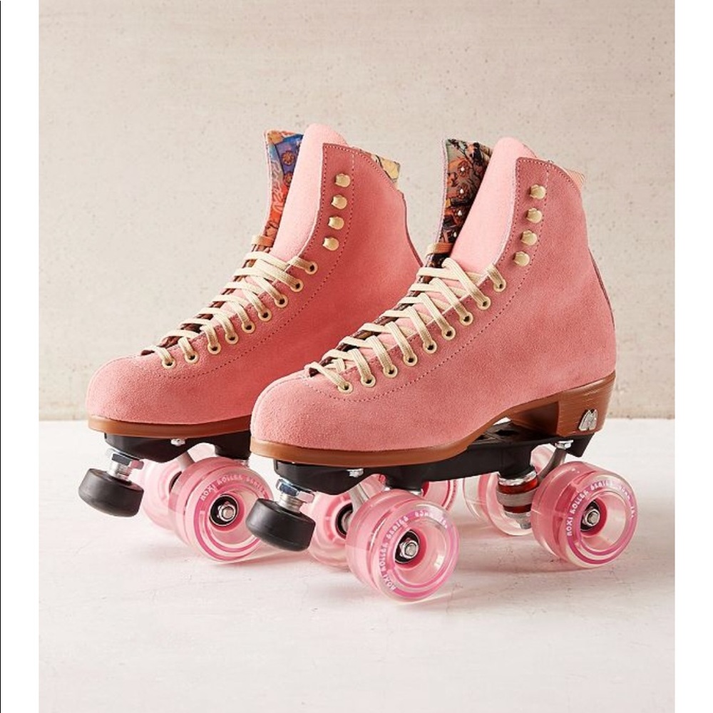 *NOT FOR SALE* Moxi Suede Roller Skates